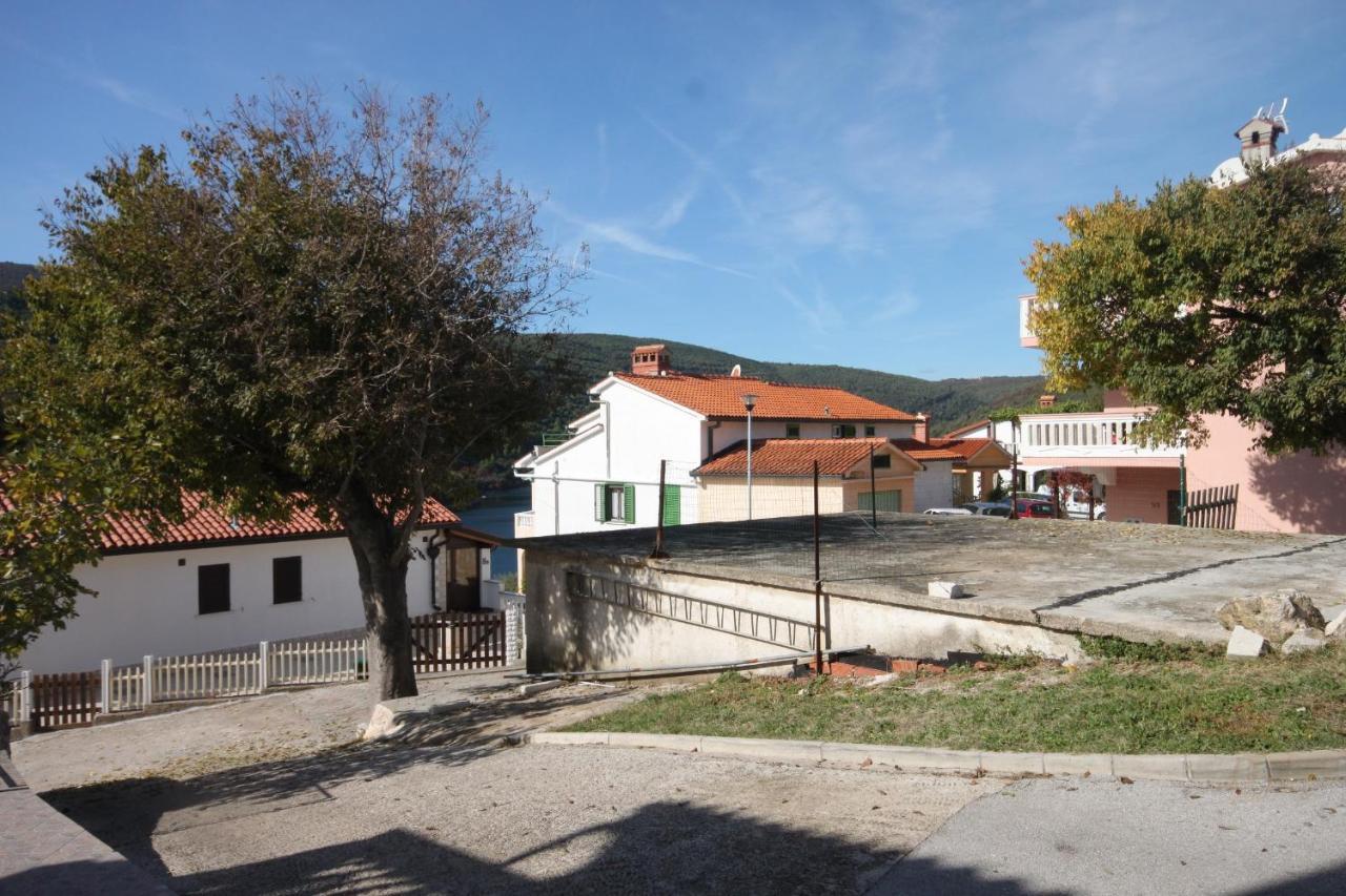 Apartments By The Sea Duga Luka - Prtlog, Labin - 2367 Drenje  エクステリア 写真