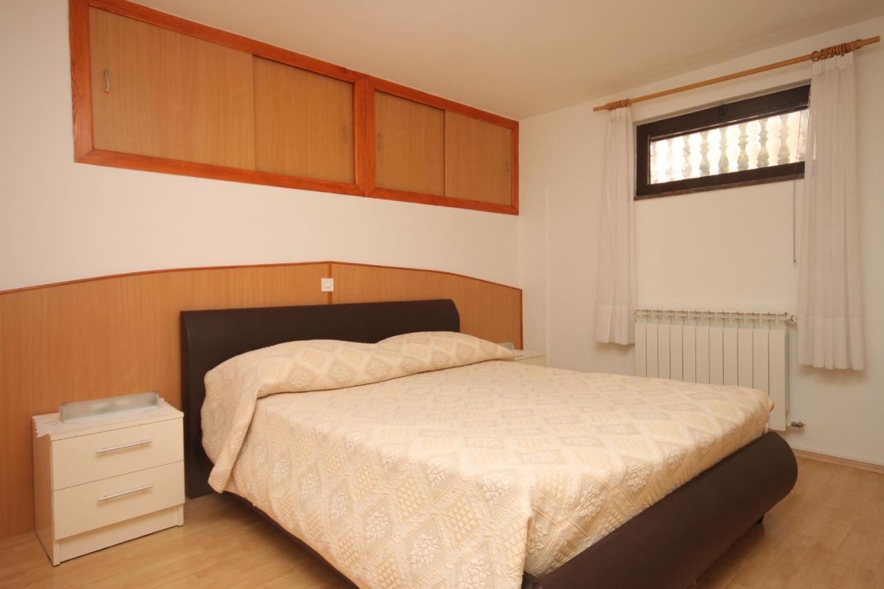 Apartments By The Sea Duga Luka - Prtlog, Labin - 2367 Drenje  エクステリア 写真